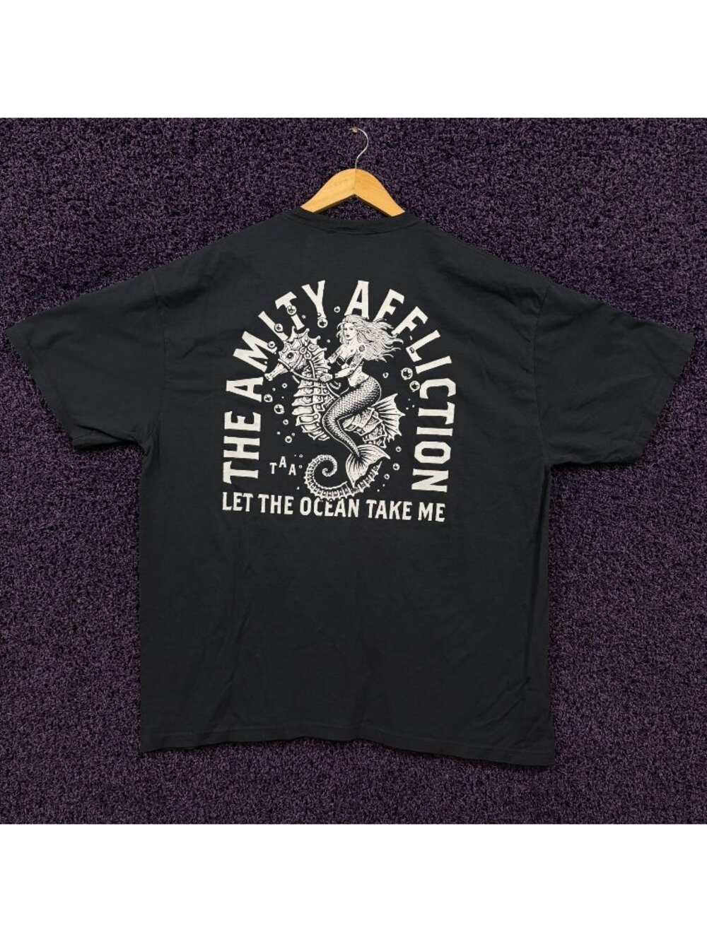 The Amity Affliction Let The Ocean Take Me Album T-Shirt XXL